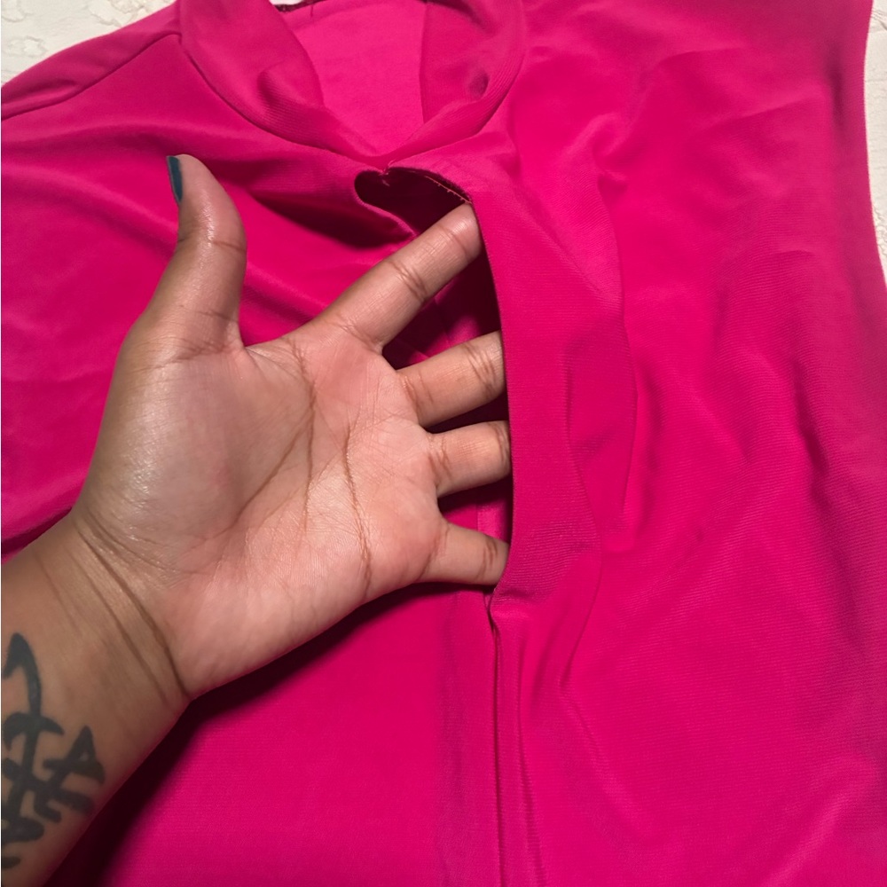 Fuchsia top size Small - Picture 2 of 3